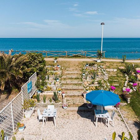 B&B Stella Marina Capo dʼOrlando Exterior foto