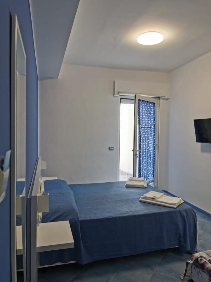 B&B Stella Marina Capo dʼOrlando Exterior foto